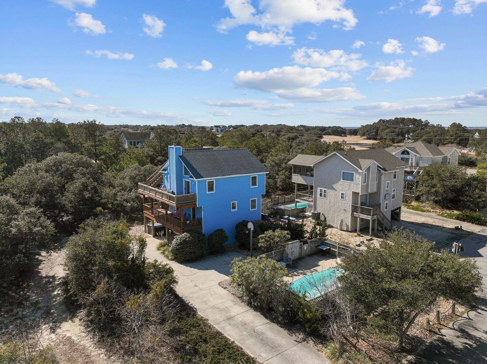 Property Photo:  762 Lakeshore Court  NC 27927 