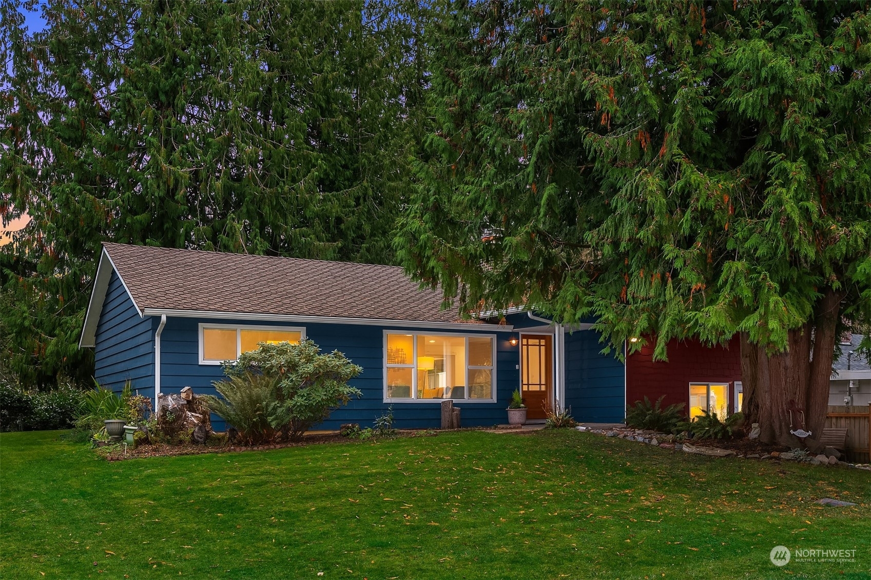 Property Photo:  23005 107th Place W  WA 98020 