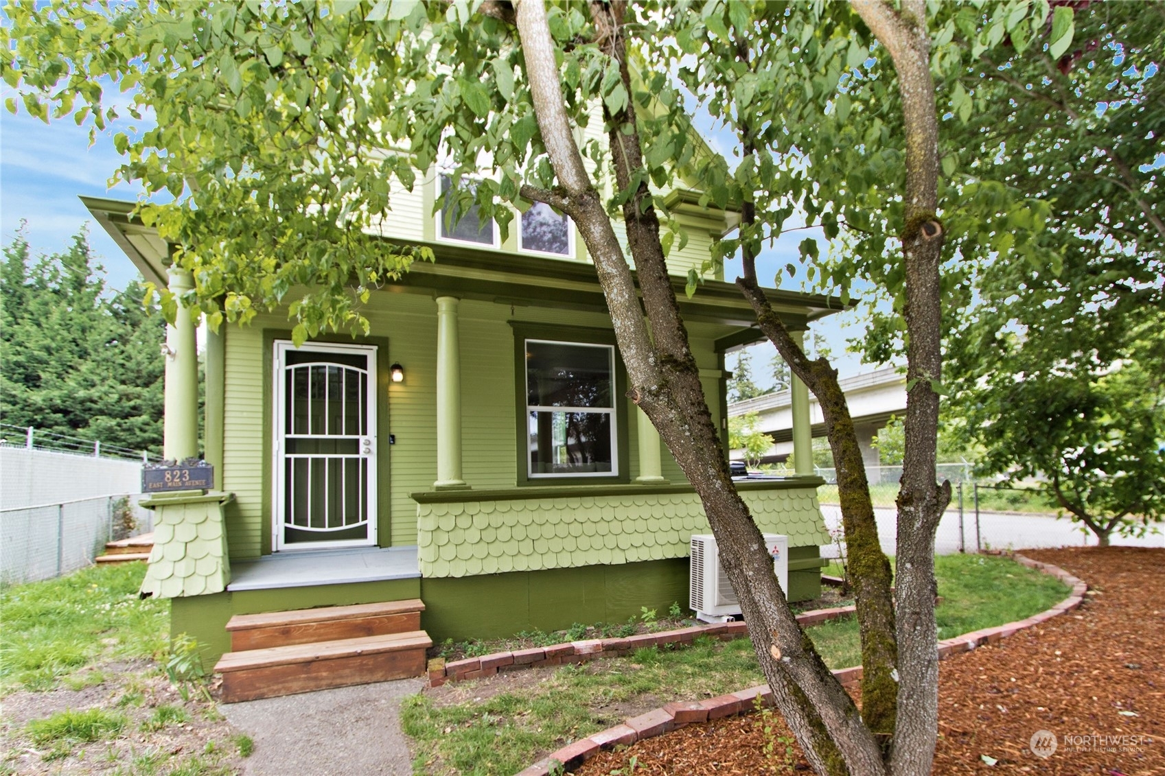 Property Photo:  823 E Main  WA 98372 