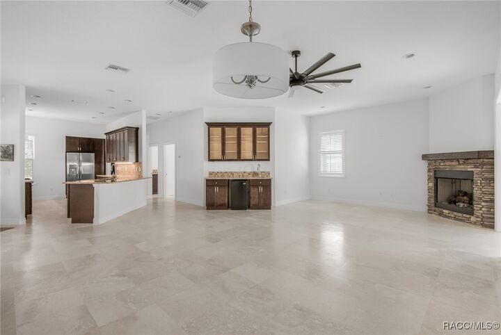 Property Photo: 9129 S Deer Park Drive FL 34446