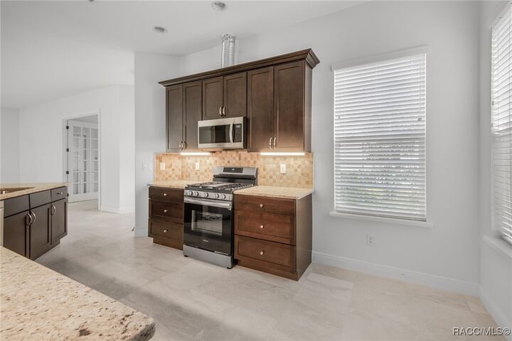 Property Photo:  9129 S Deer Park Drive  FL 34446 