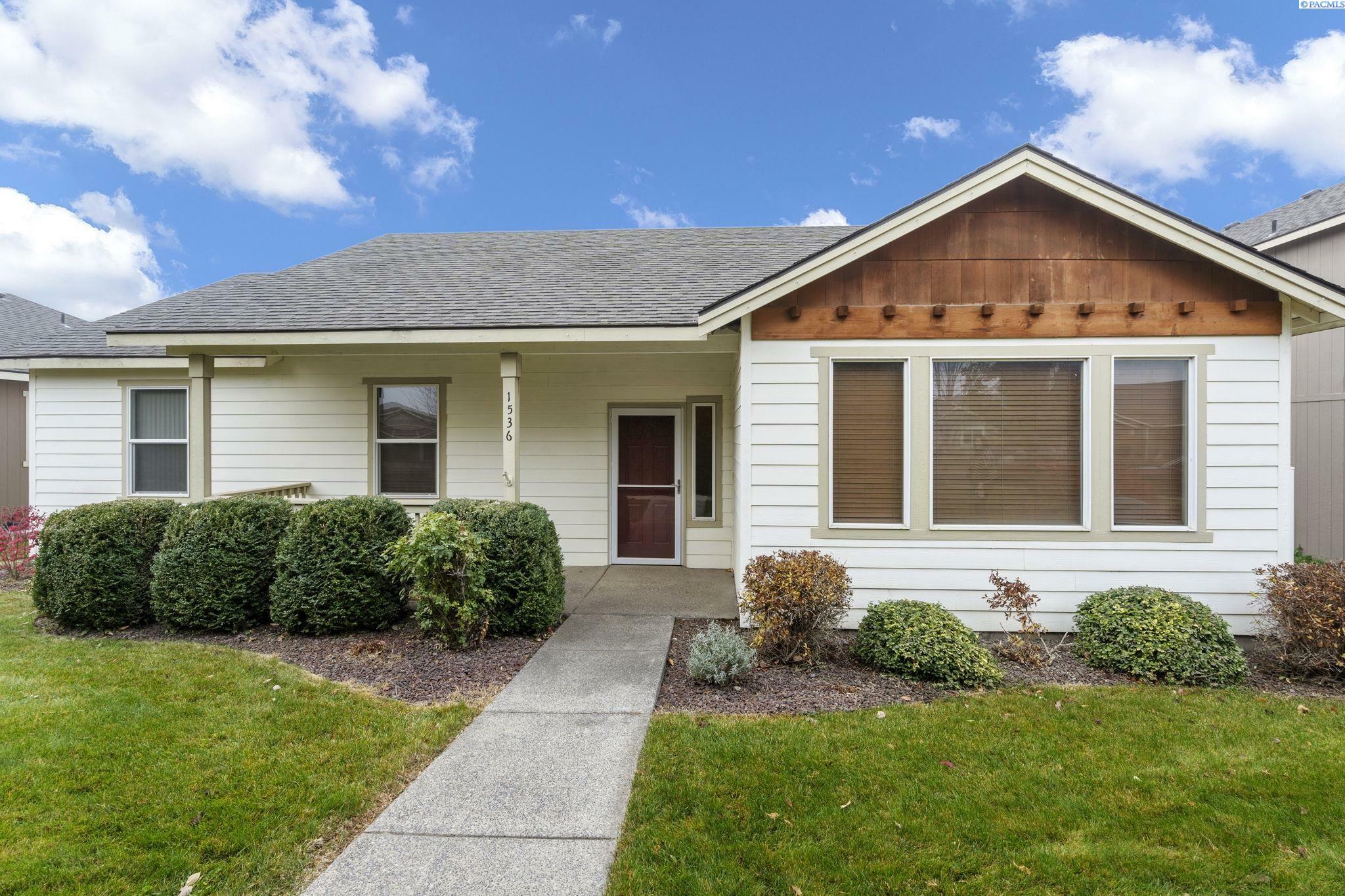 1536 Sacajawea Ave  Richland WA 99352 photo