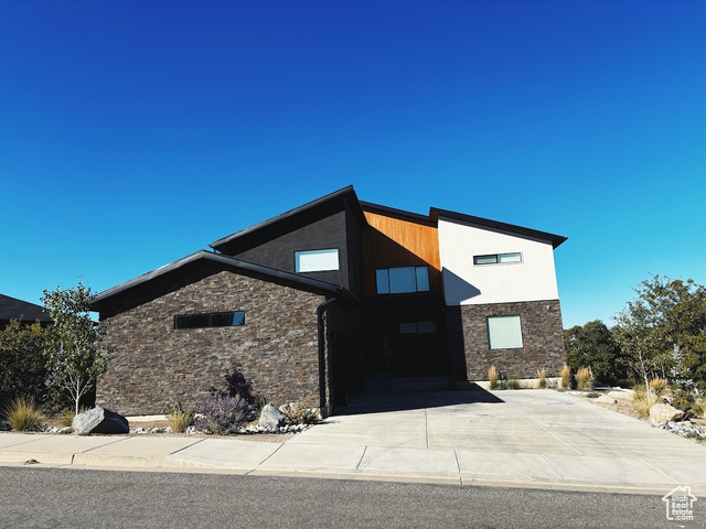 Property Photo:  15224 S Tall Woods Dr  UT 84020 