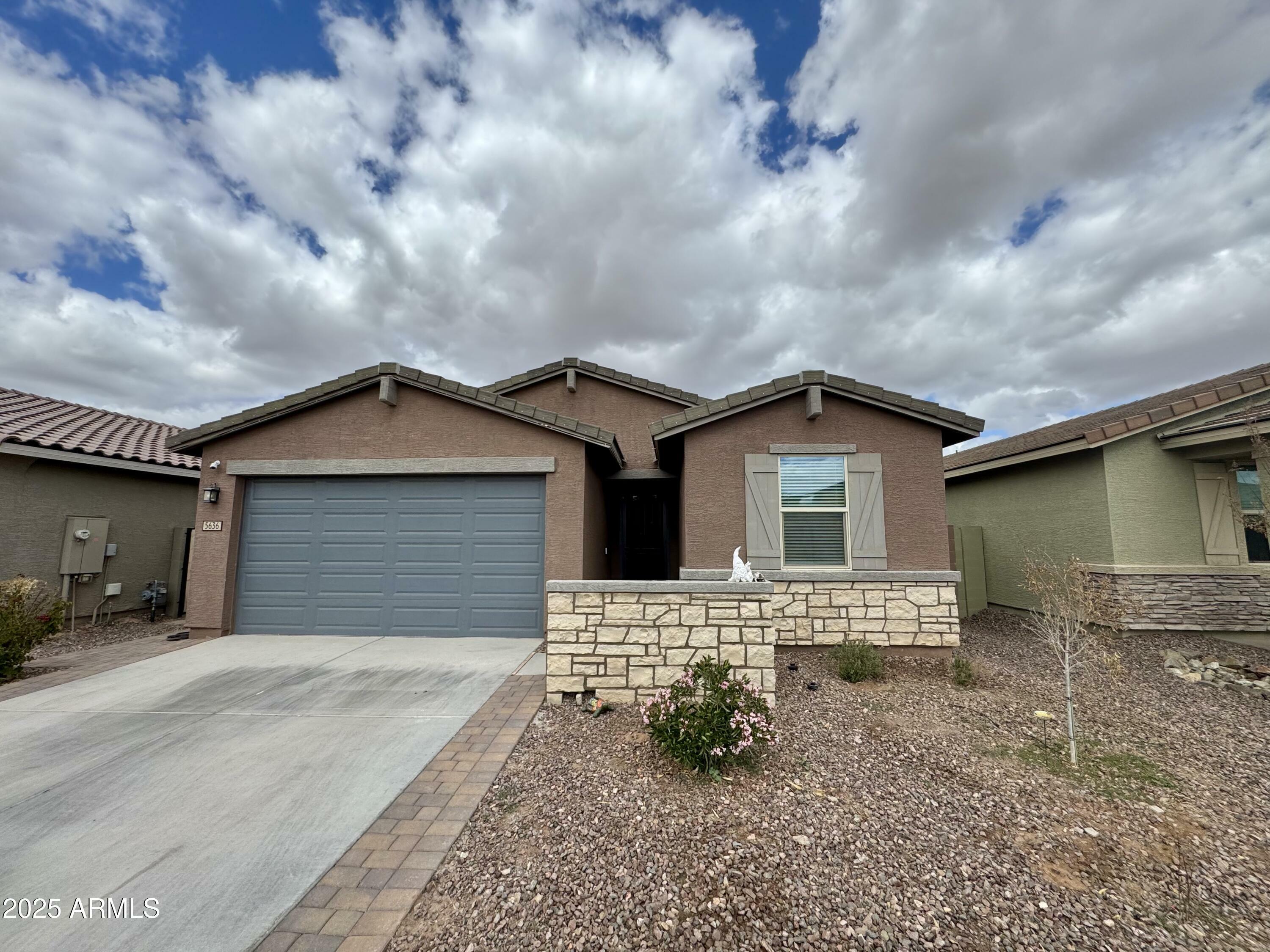 5636 W Jackalope Lane  Laveen AZ 85339 photo