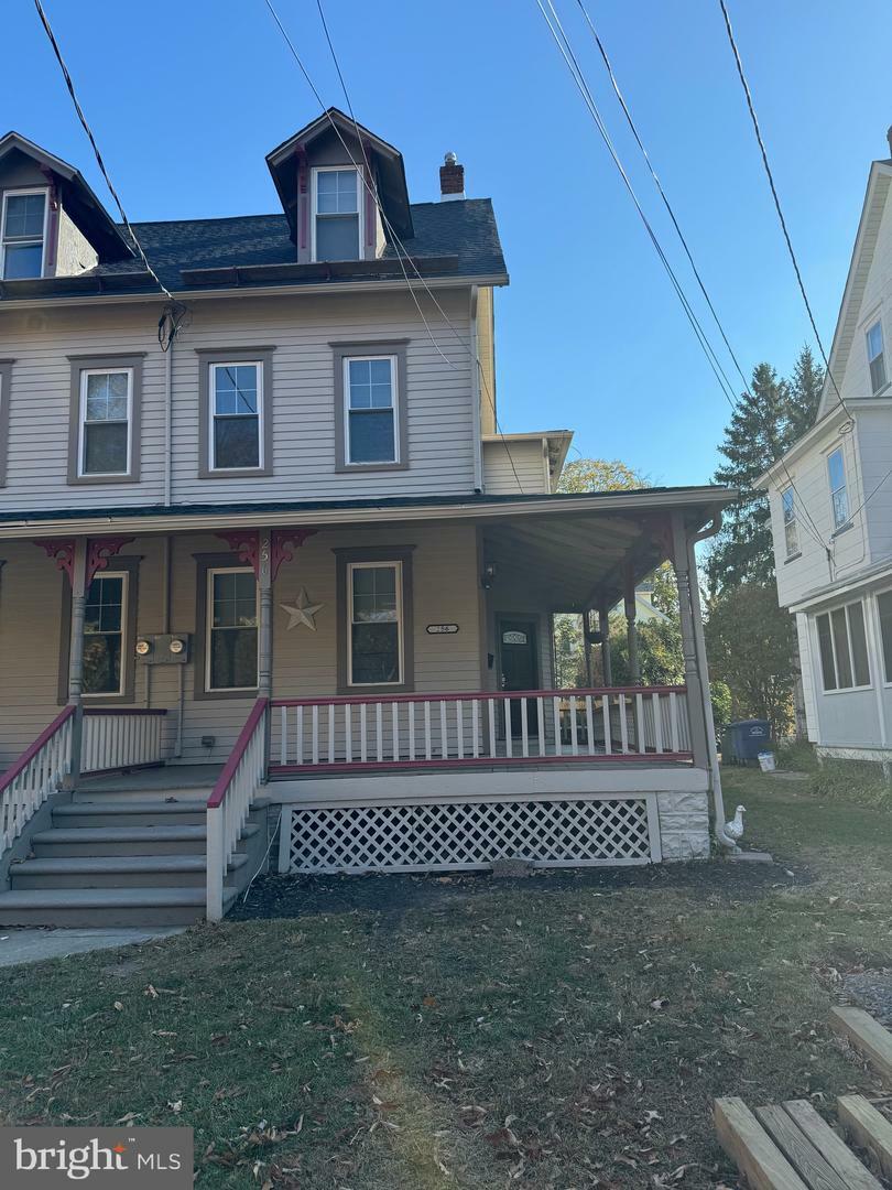 Property Photo:  256 Linden Street  NJ 08057 