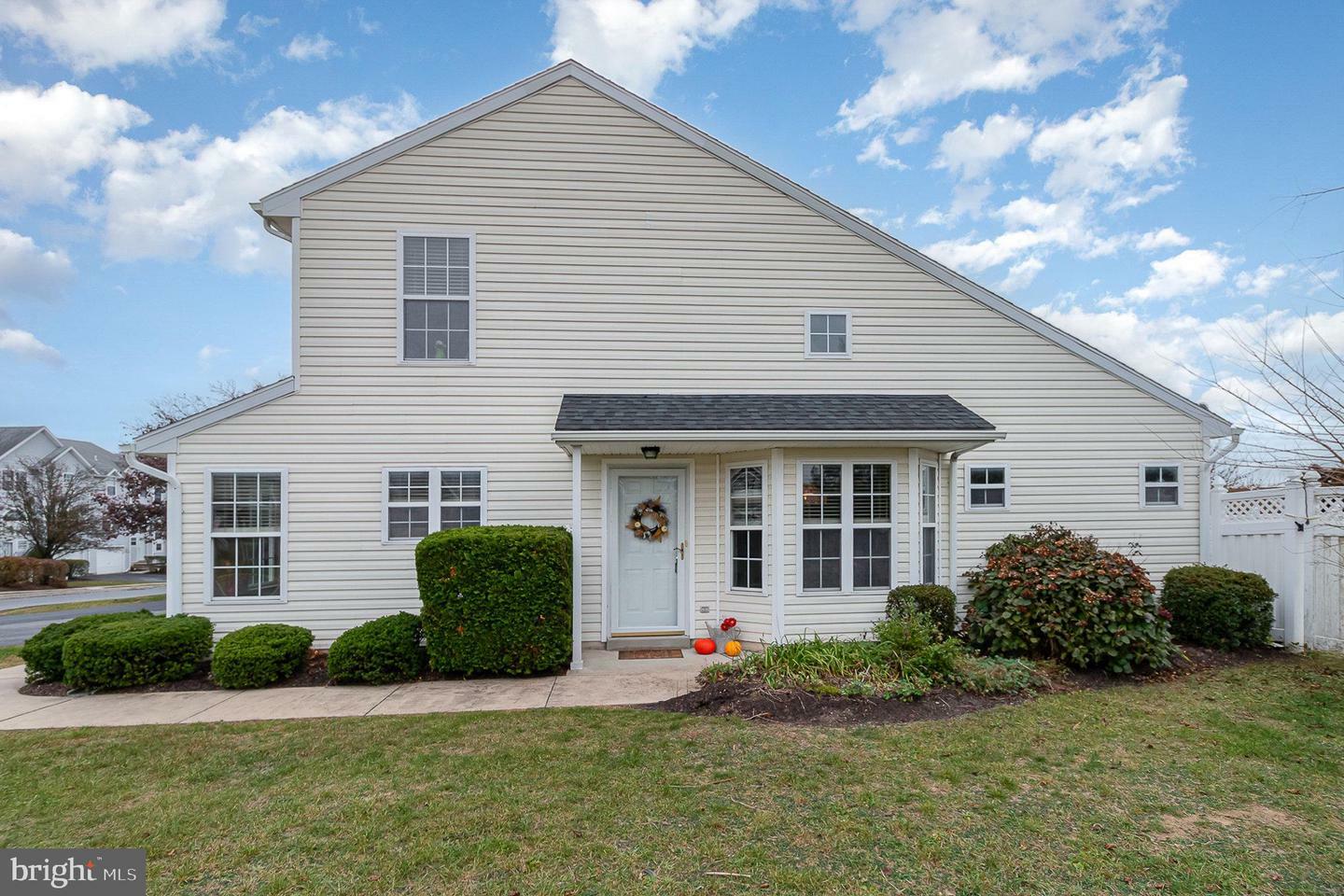 Property Photo:  6613 Springford Terrace  PA 17111 