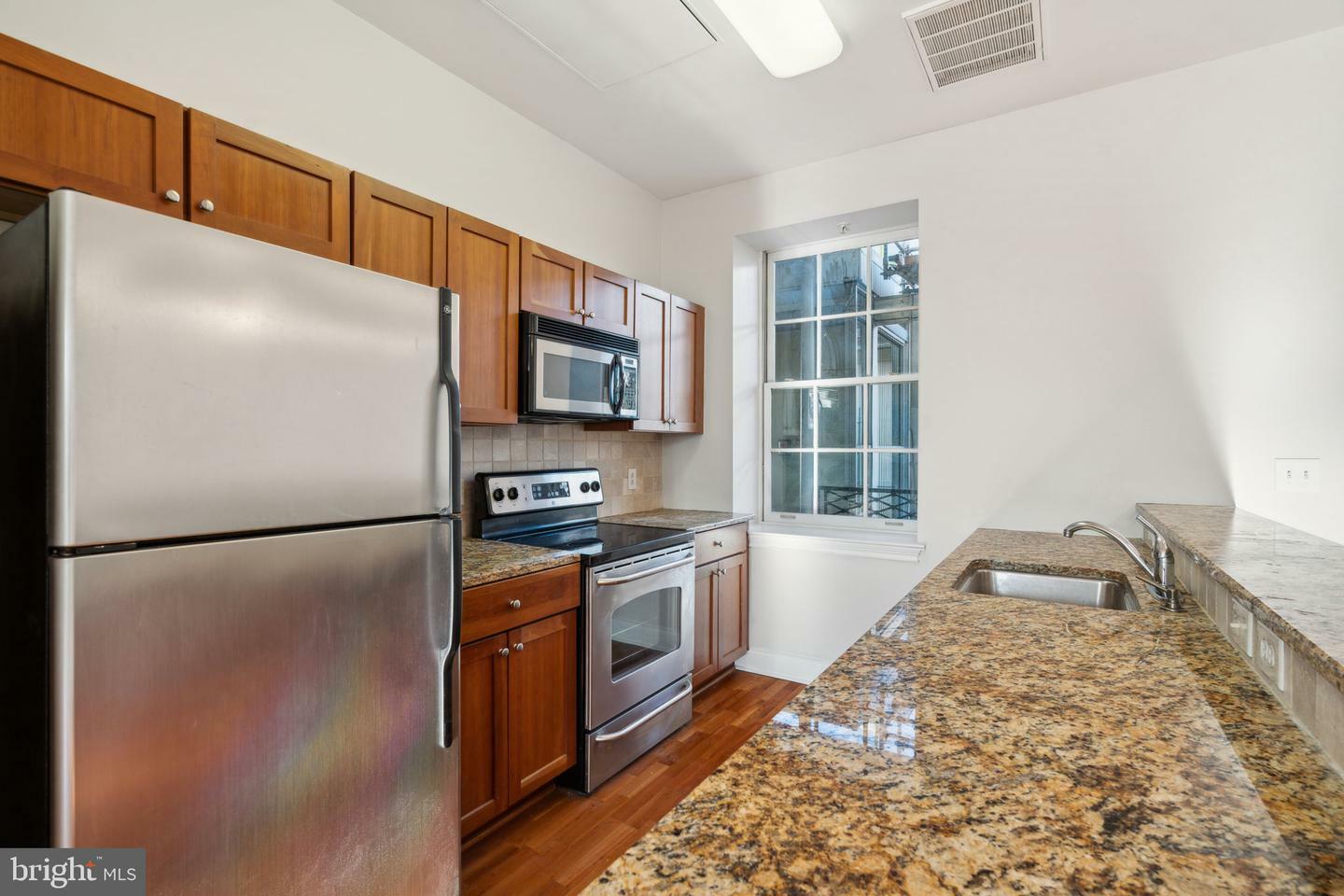 Property Photo:  1 Academy Circle 303  PA 19146 