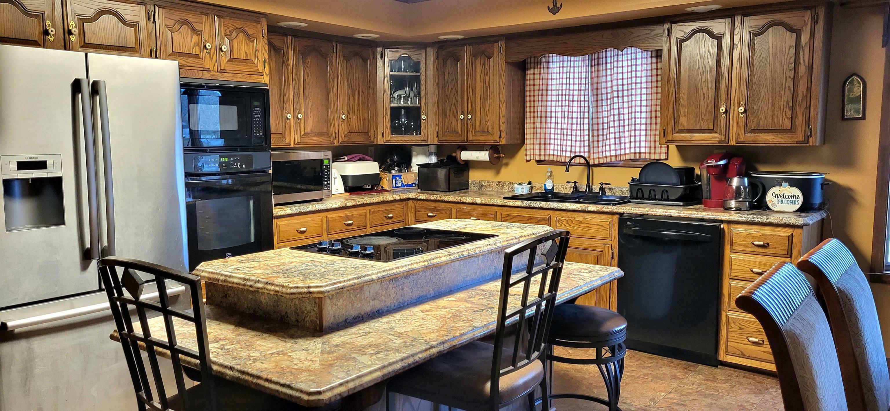 Property Photo:  215 Jacklin Drive  KY 42431 