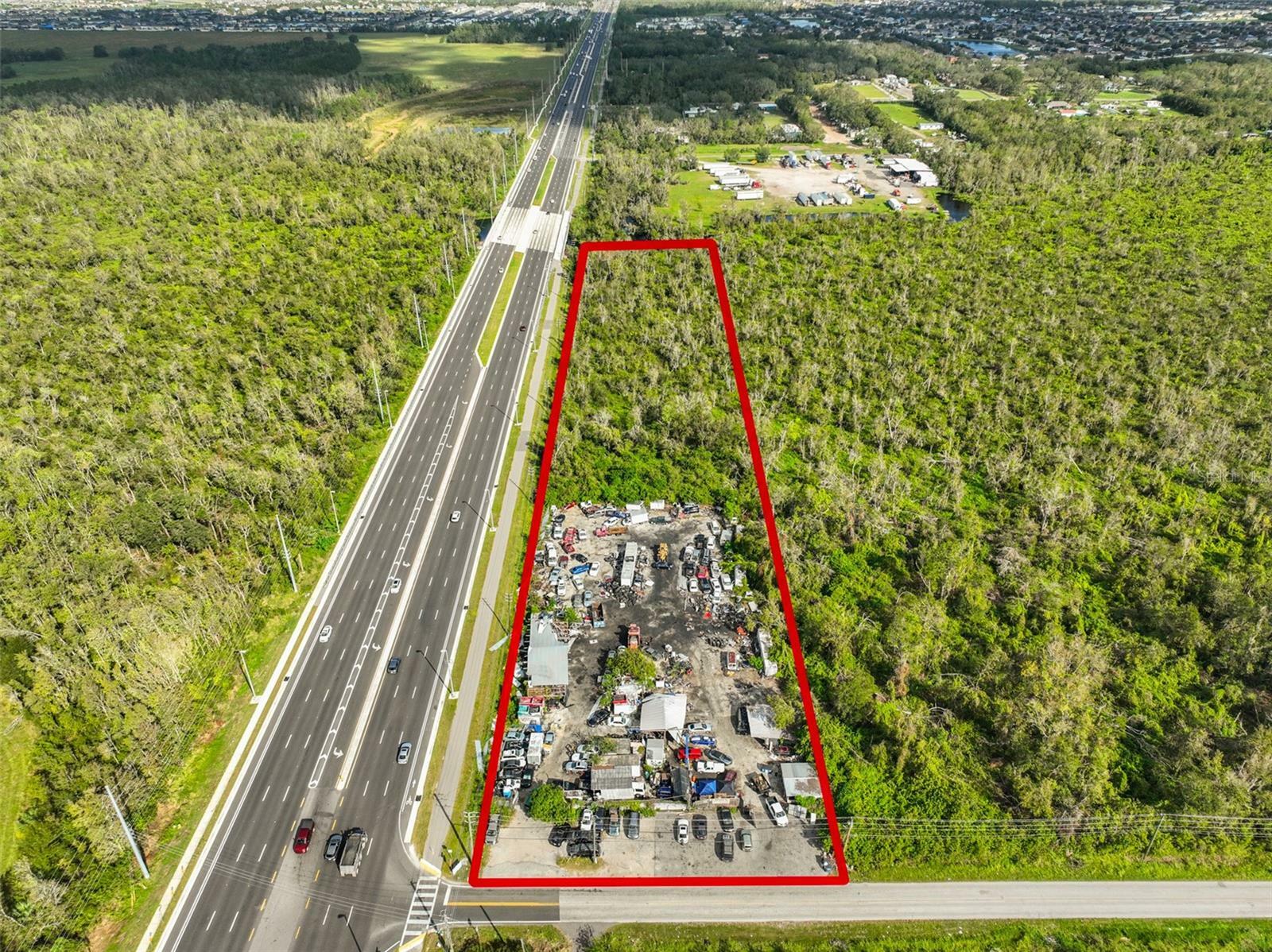 Property Photo:  10502 Bill Tucker Road  FL 33598 