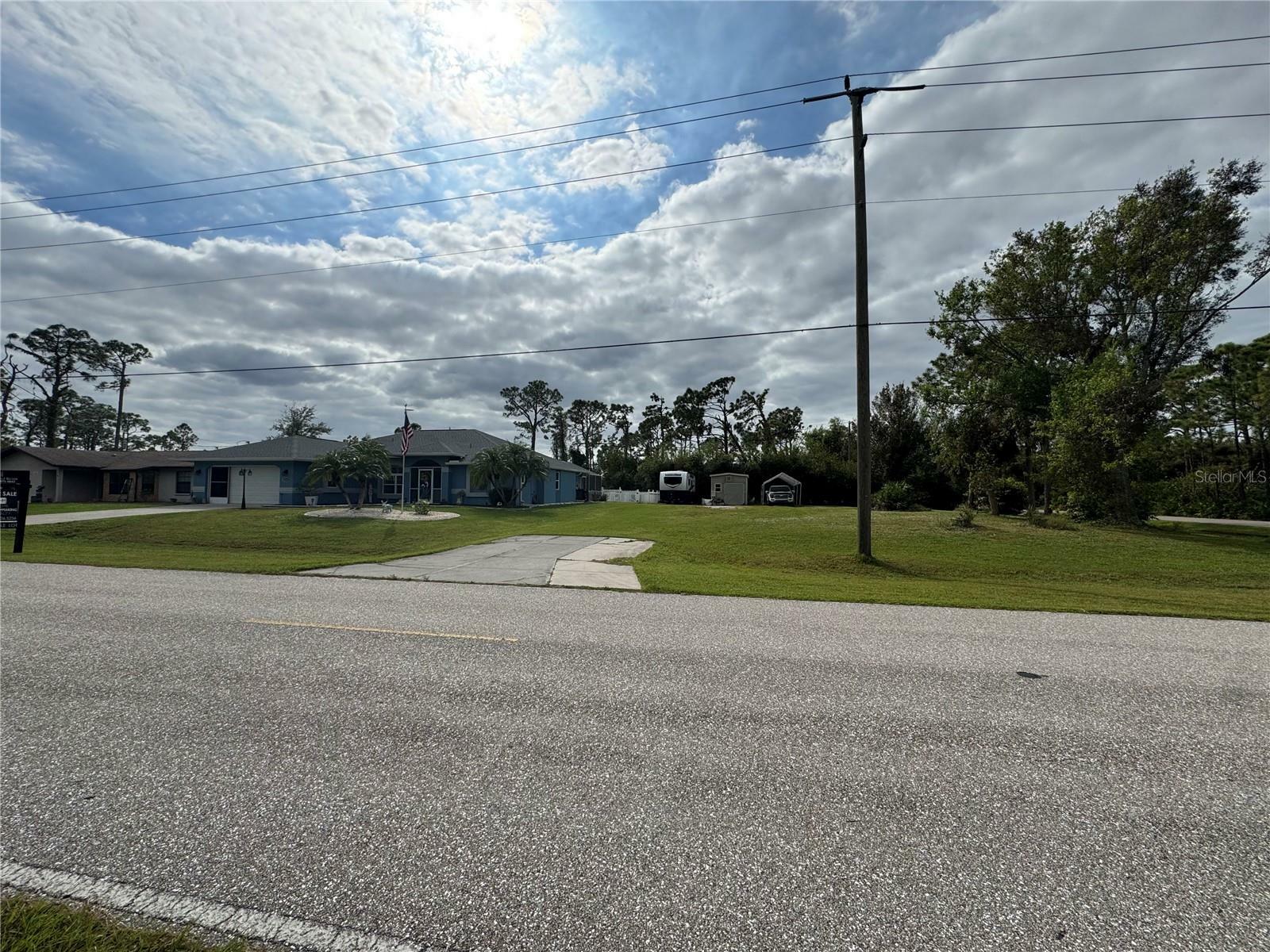 Property Photo:  5630 David Boulevard  FL 33981 