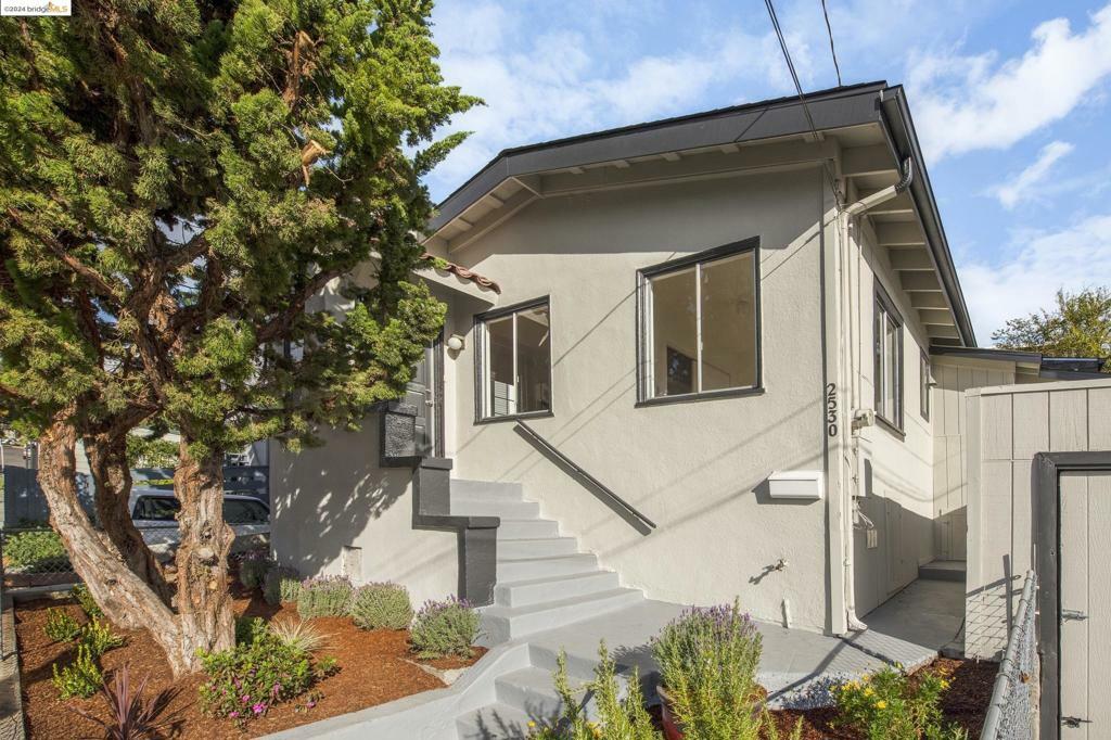 Property Photo: 2530 Highland Ave CA 94606