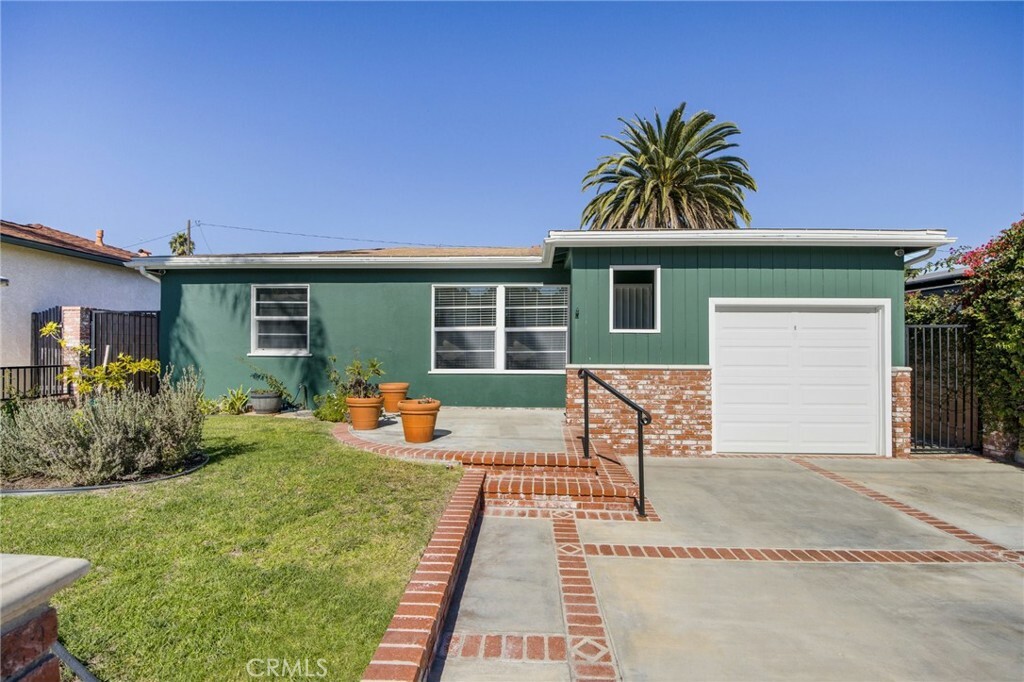 2013 Garner Street  Lomita CA 90717 photo