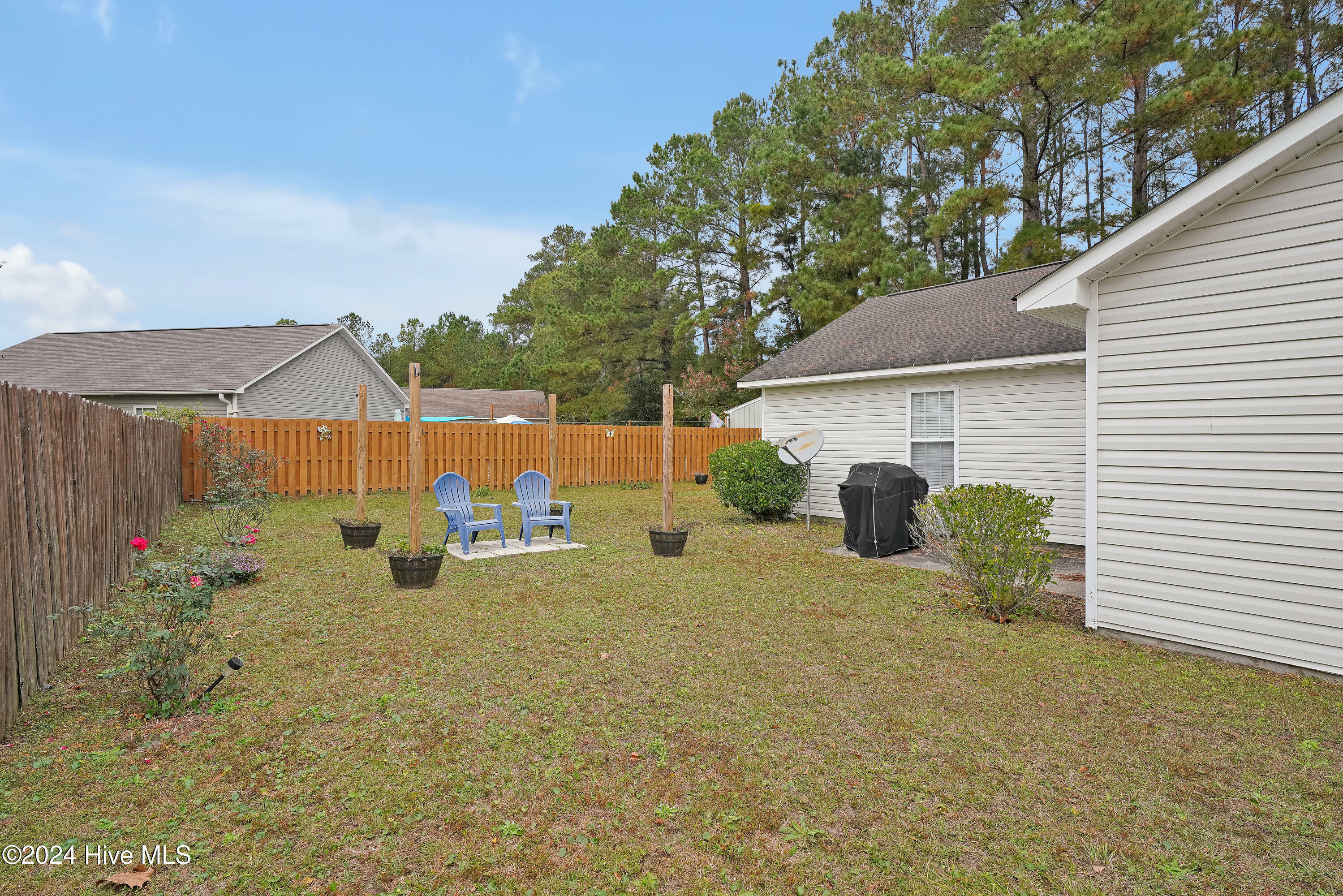 Property Photo:  1415 Forest Hill Drive  NC 28451 