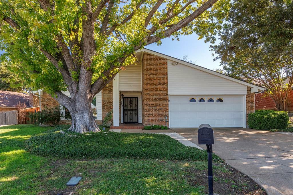3813 Misty Meadow Drive  Fort Worth TX 76133 photo