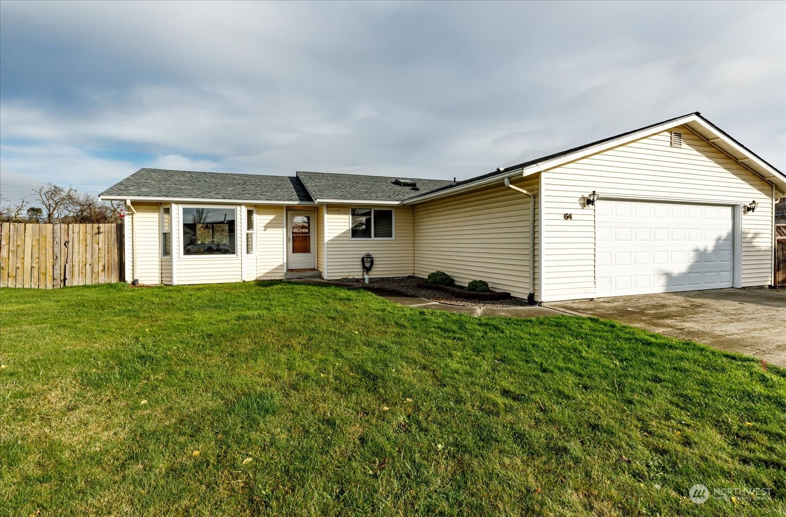 Property Photo:  64 SW Bainbridge Lane  WA 98239 