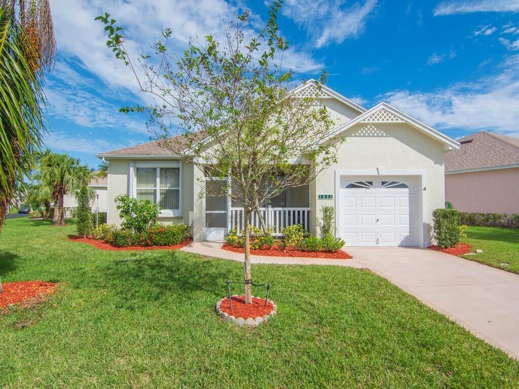 Property Photo: 1032 NW Tuscany Drive FL 34986