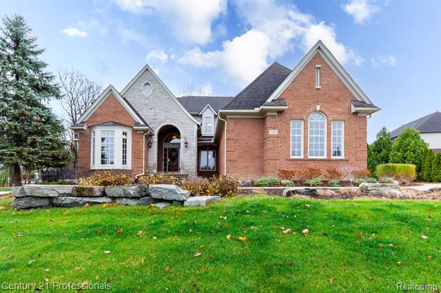 Property Photo: 5353 Keswick Court MI 48306