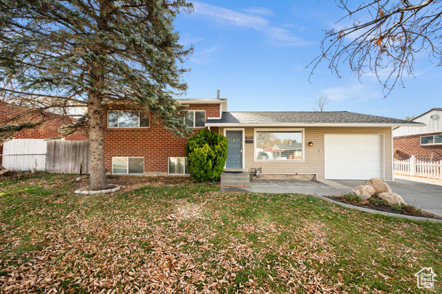 Property Photo:  9876 S Sunflower Ln  UT 84094 