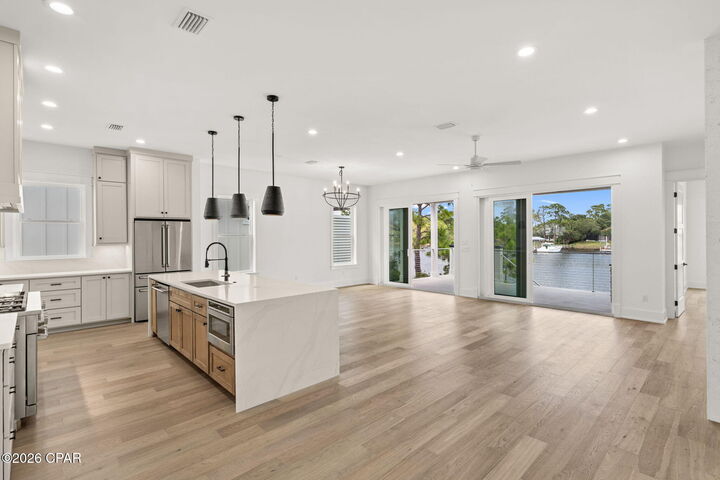 Property Photo: 7848 Grand Lagoon Way FL 32408