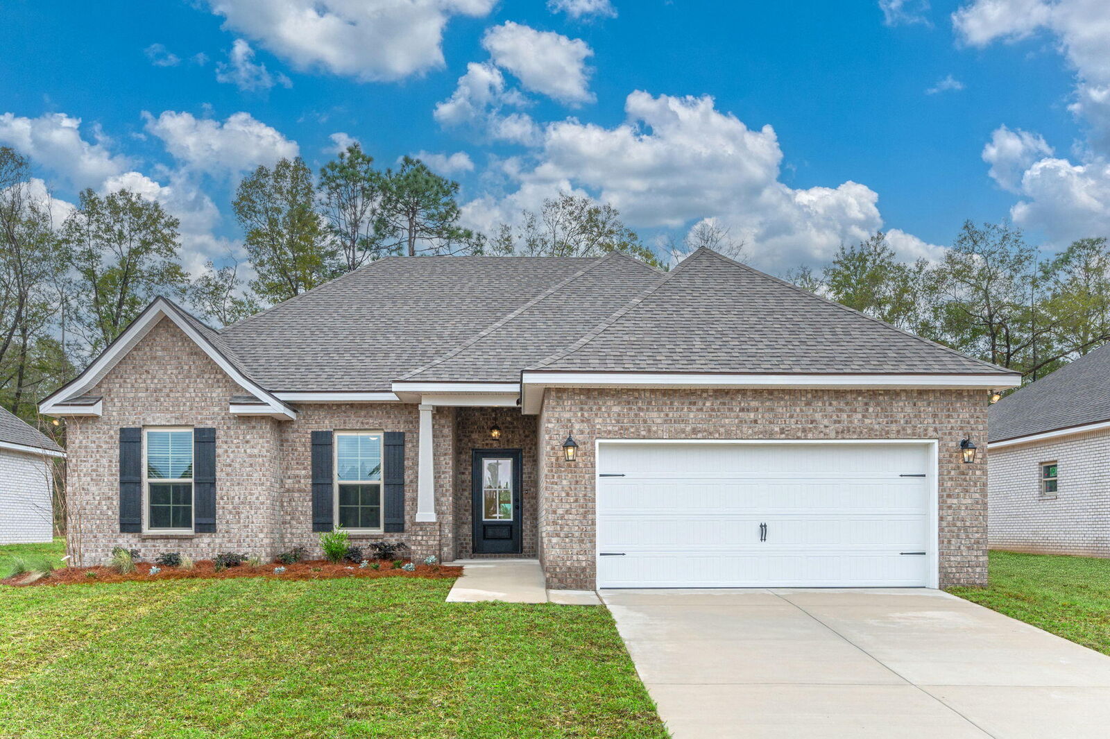 Property Photo: 2712 Louis Circle FL 32536