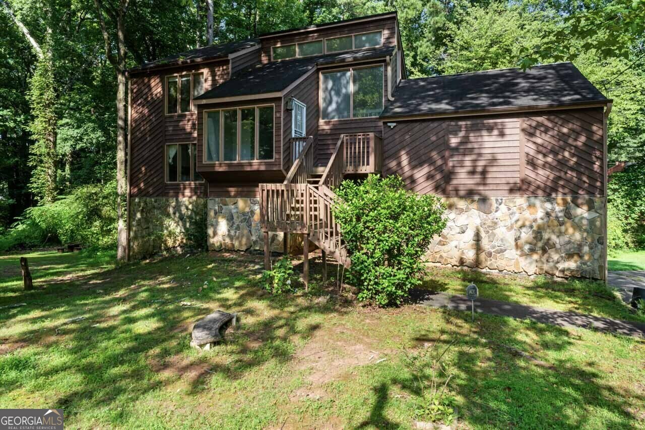 Property Photo:  839 Post Road Way  GA 30088 