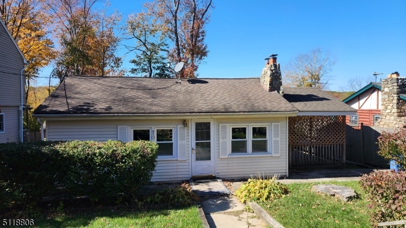 Property Photo:  70 Tamarack Trl  NJ 07460 