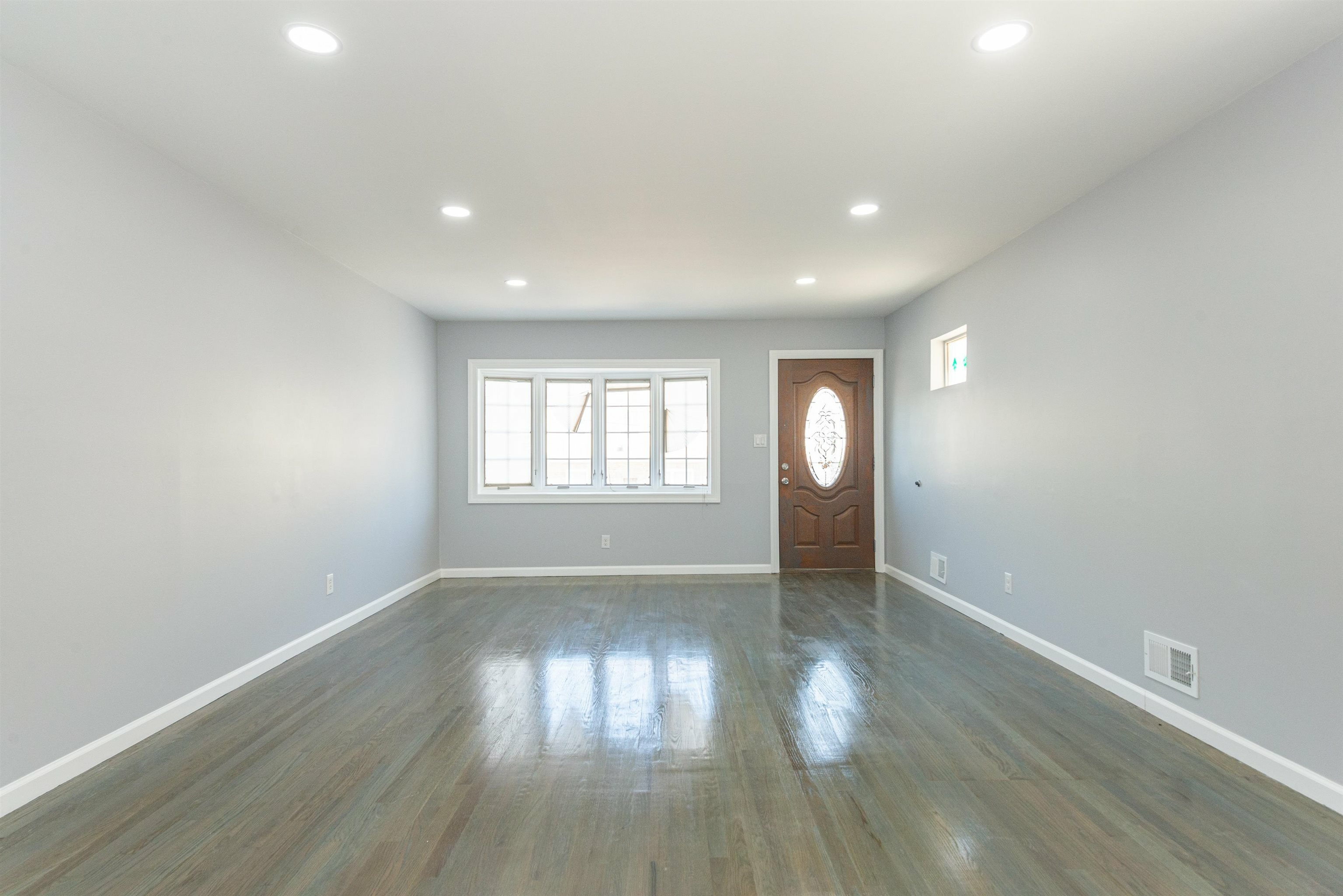 Property Photo:  20 Isabella Ave  NJ 07002 