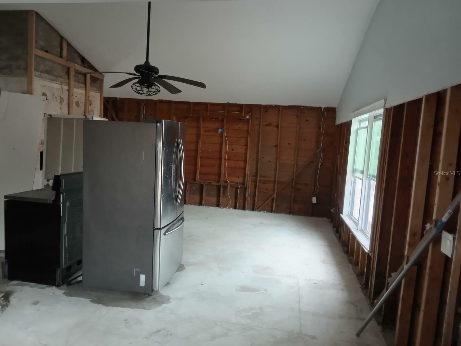 Property Photo:  15416 2nd Street E  FL 33708 