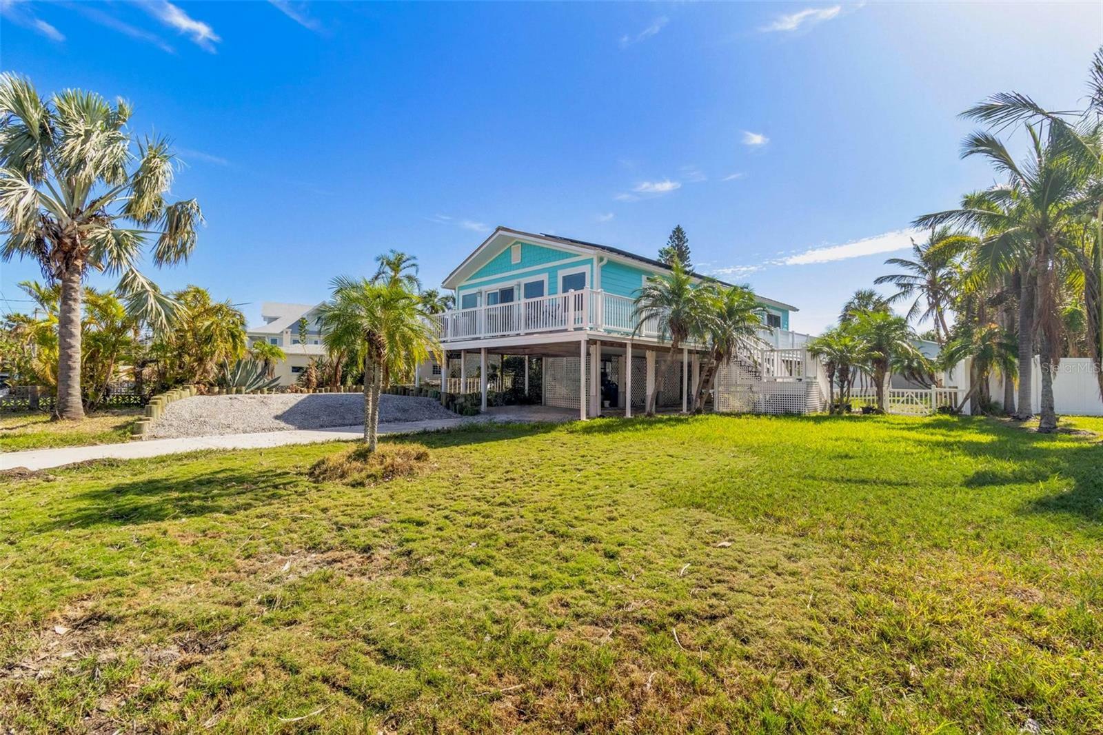 Property Photo:  15823 Redington Drive  FL 33708 