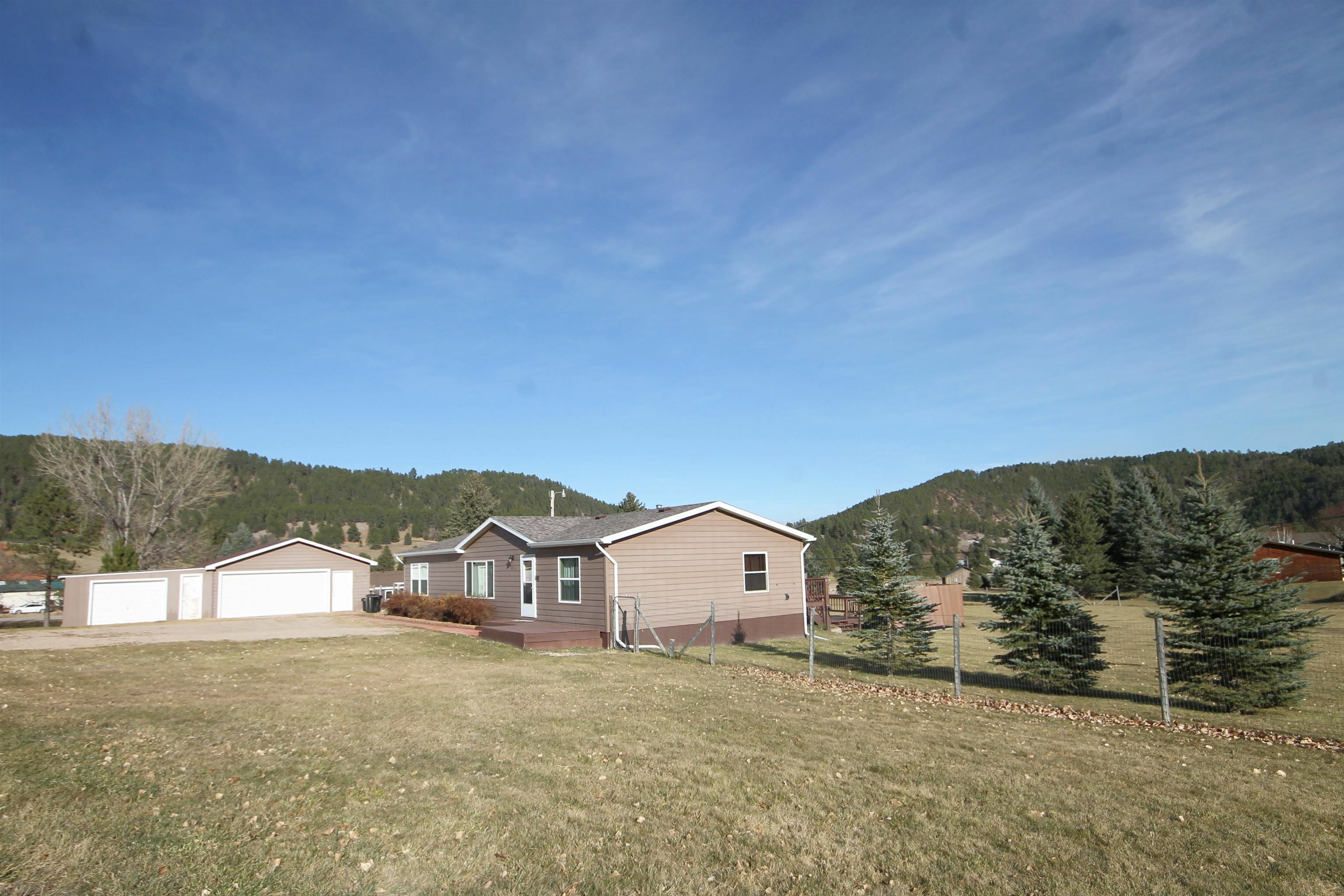 Property Photo:  20748 Berry Lane  SD 57785-2247 