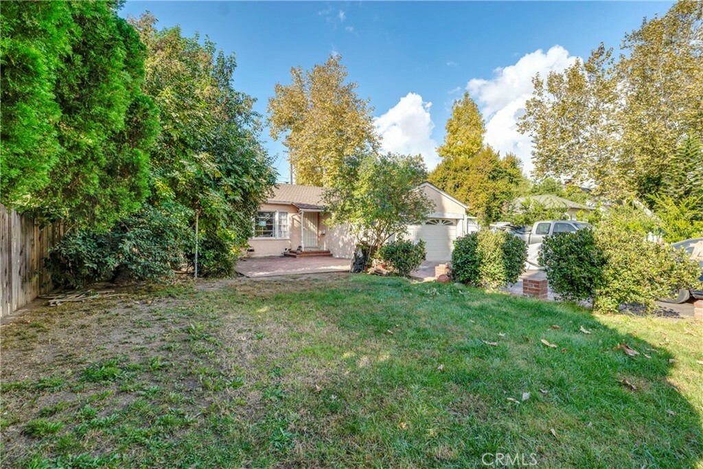 Property Photo:  6539 Costello Avenue  CA 91401 