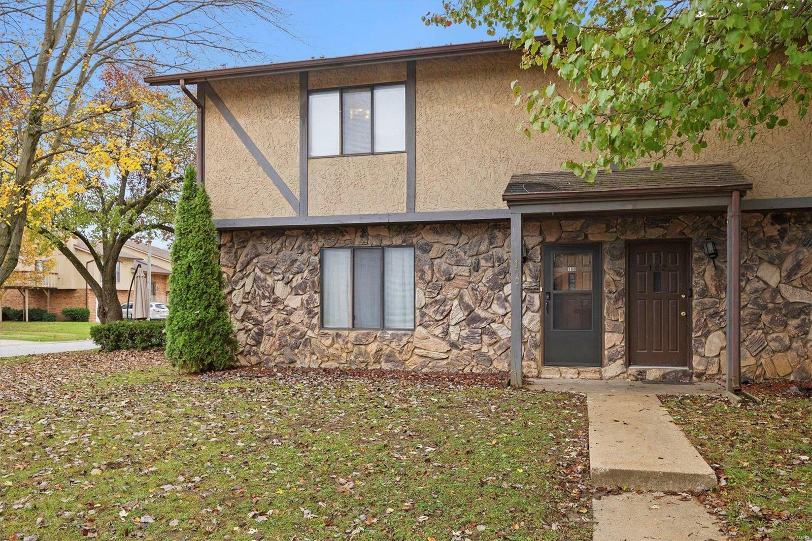 Property Photo:  100 Kensington Heights Road  IL 62226 