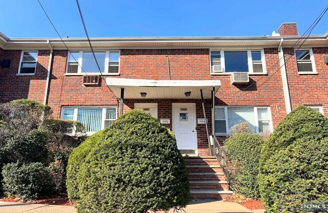 Property Photo:  1261A Inwood Terrace A  NJ 07024 