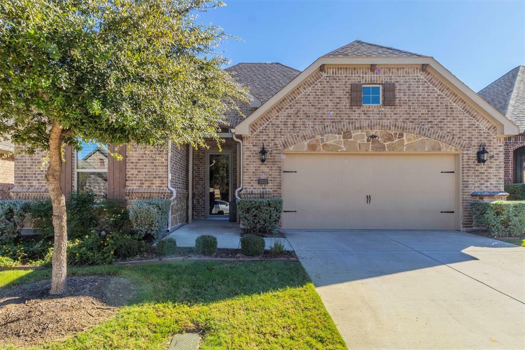 Property Photo:  3002 Esplanade Boulevard 3002  TX 76063 