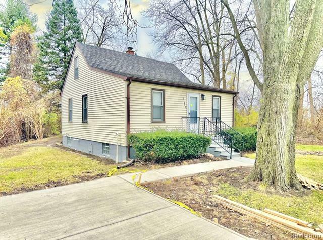 11843 Beech Daly Road  Taylor MI 48180 photo