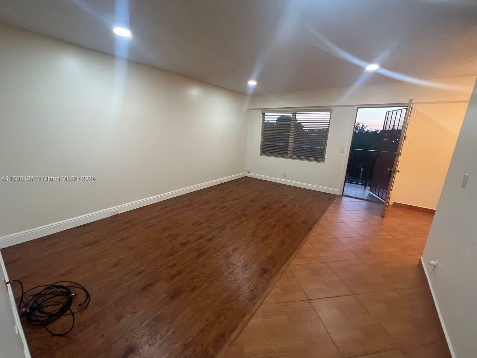 Property Photo:  1551 SW 135th Ter 405G  FL 33027 