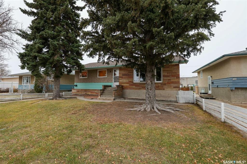 Photo de la propriété:  1360 Rothwell Street  SK S4N 2B1 