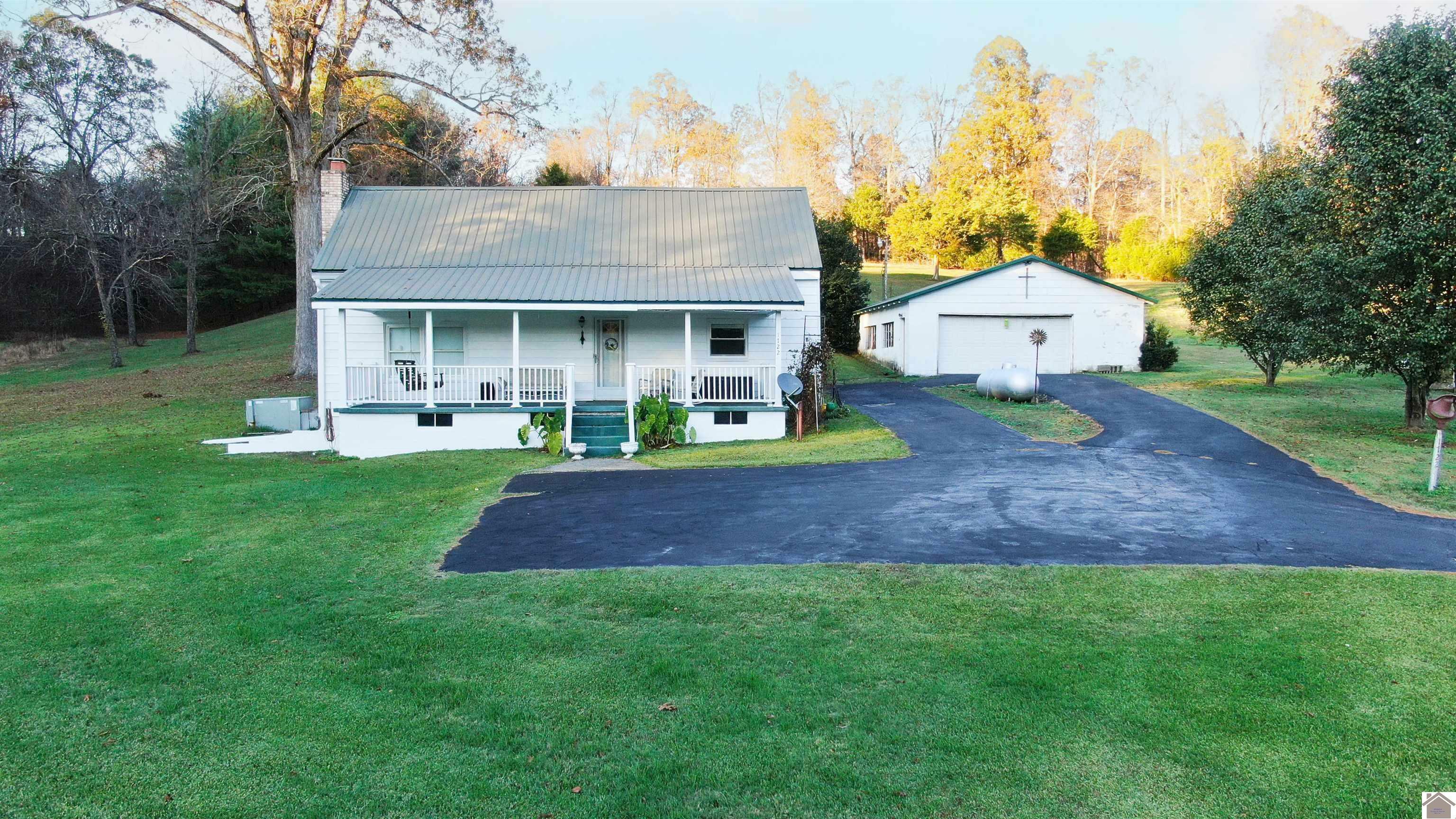 Property Photo:  1722 US Hwy 60 East  KY 42028 