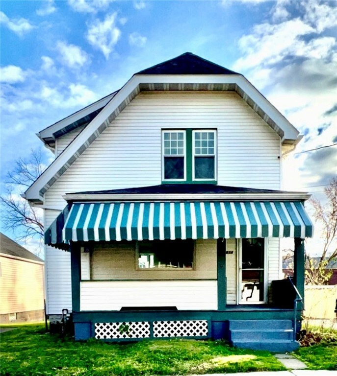 Property Photo: 614 Willow St PA 15144