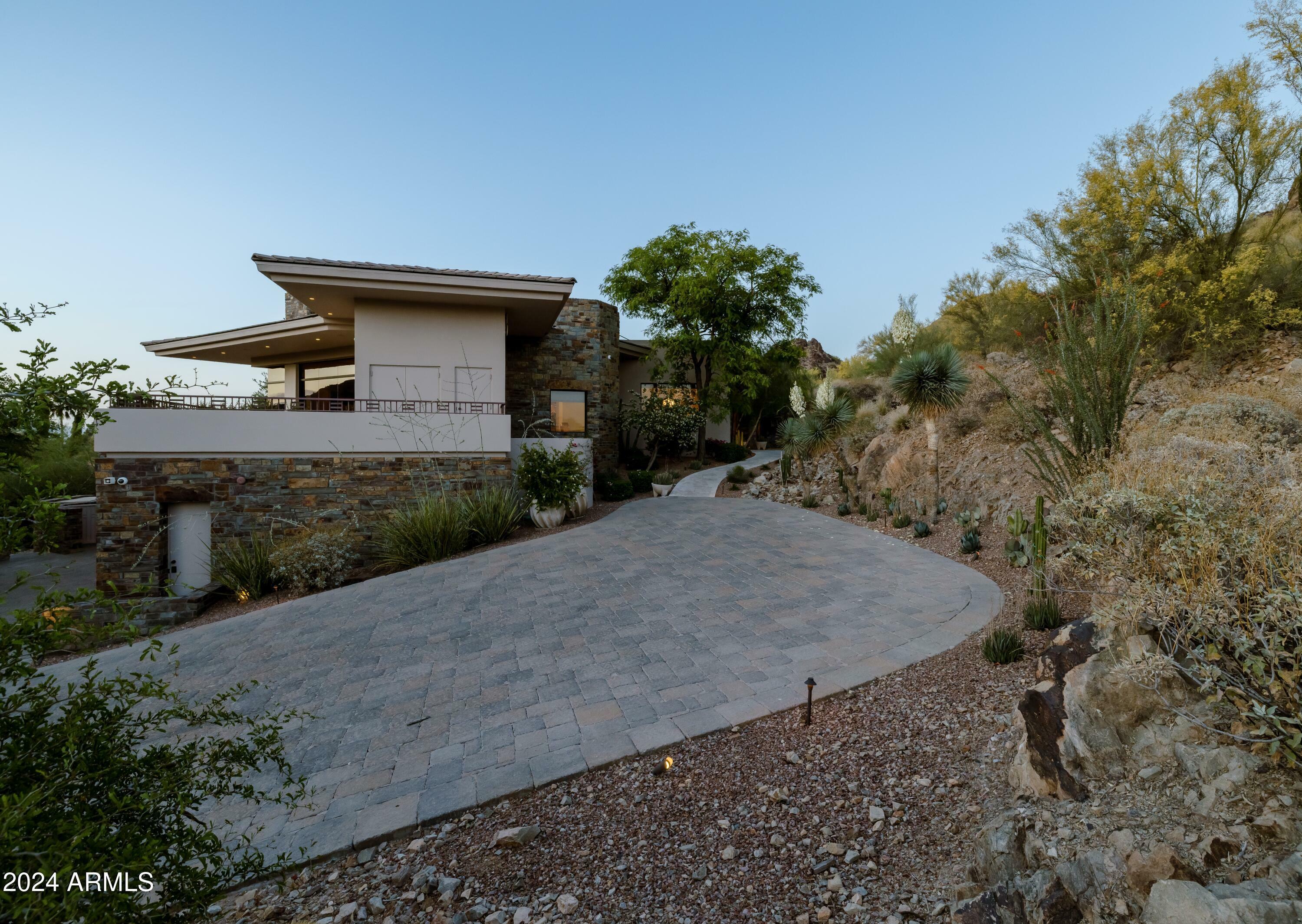 Property Photo:  7451 N Las Brisas Lane  AZ 85253 