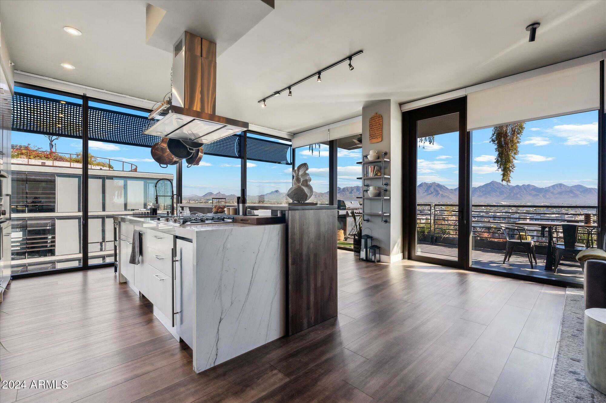 Property Photo: 7180 E Kierland Boulevard 1008 AZ 85254