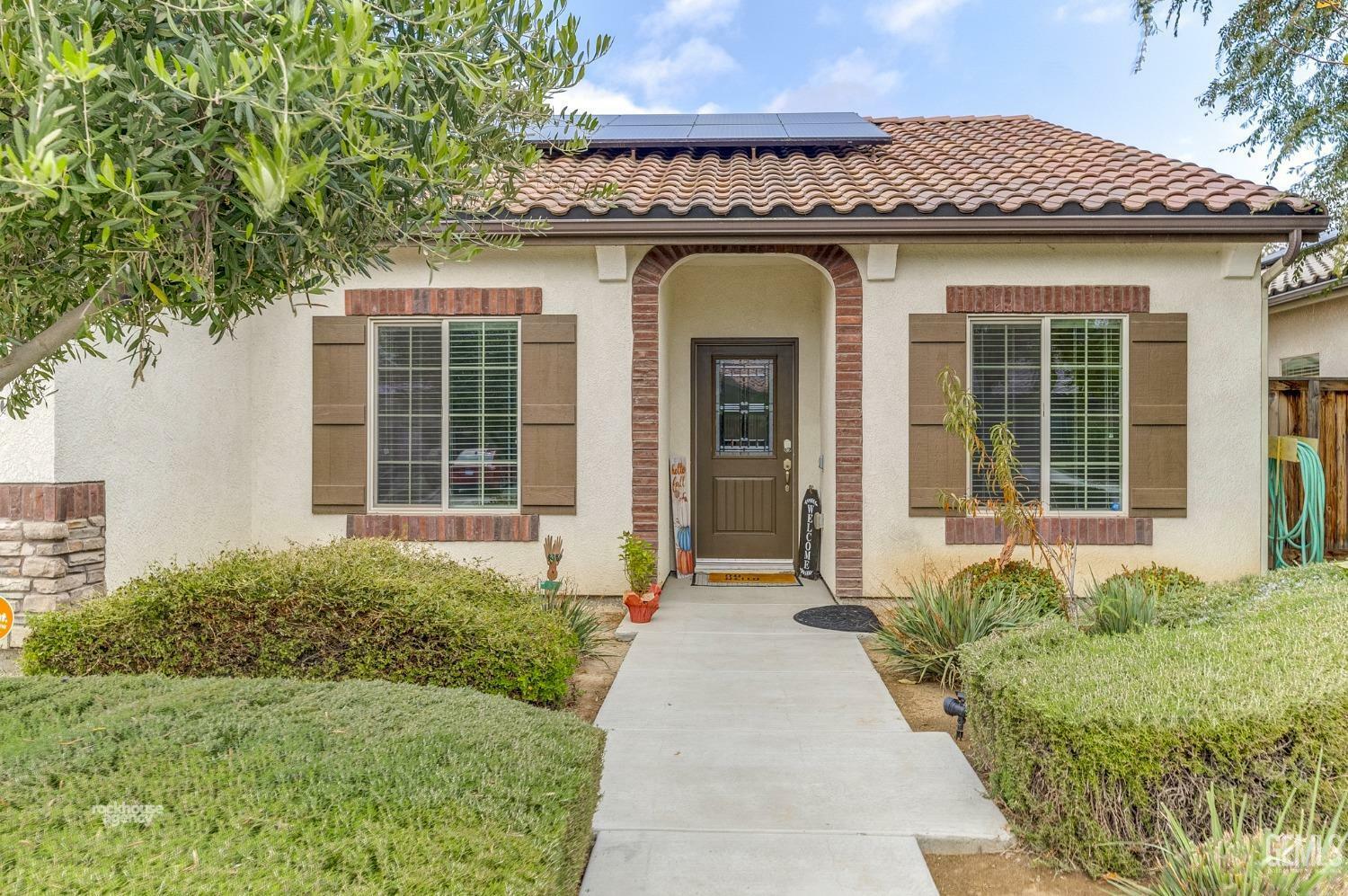 Property Photo:  9434 Red Pine Drive  CA 93263 