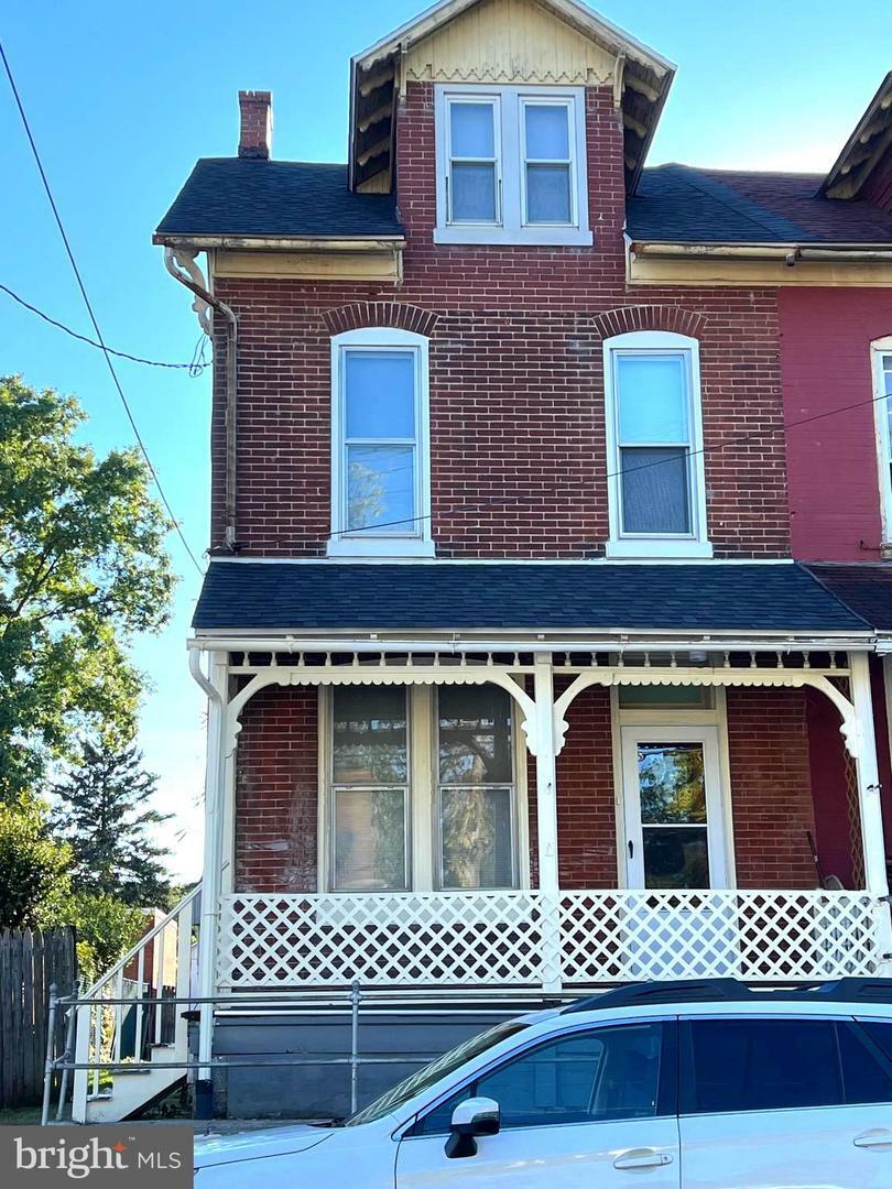 Property Photo: 62 Cacoosing PA 19608