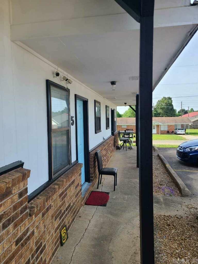 Property Photo:  1708 Pineview Street  AR 72401 