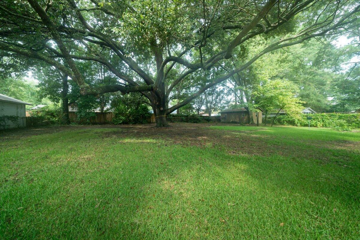 Property Photo:  914 Cliffwood Drive  SC 29464 