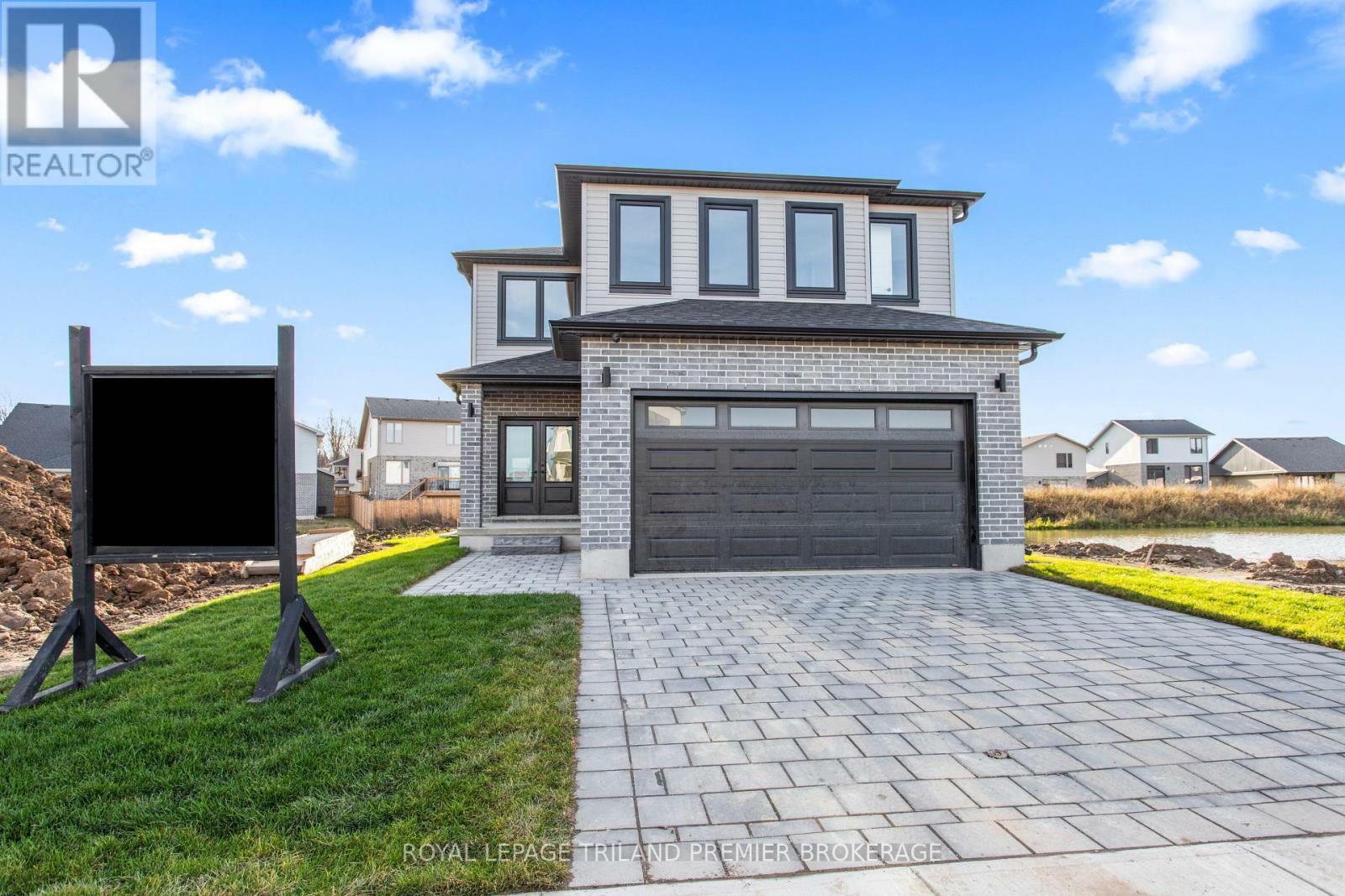 258 Hesselman Crescent  London ON N6M 0K3 photo