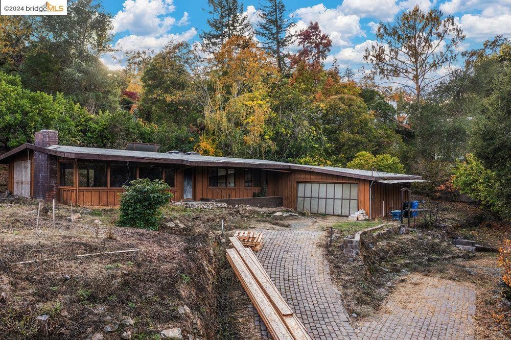 Property Photo:  65 Sleepy Hollow  CA 94563 