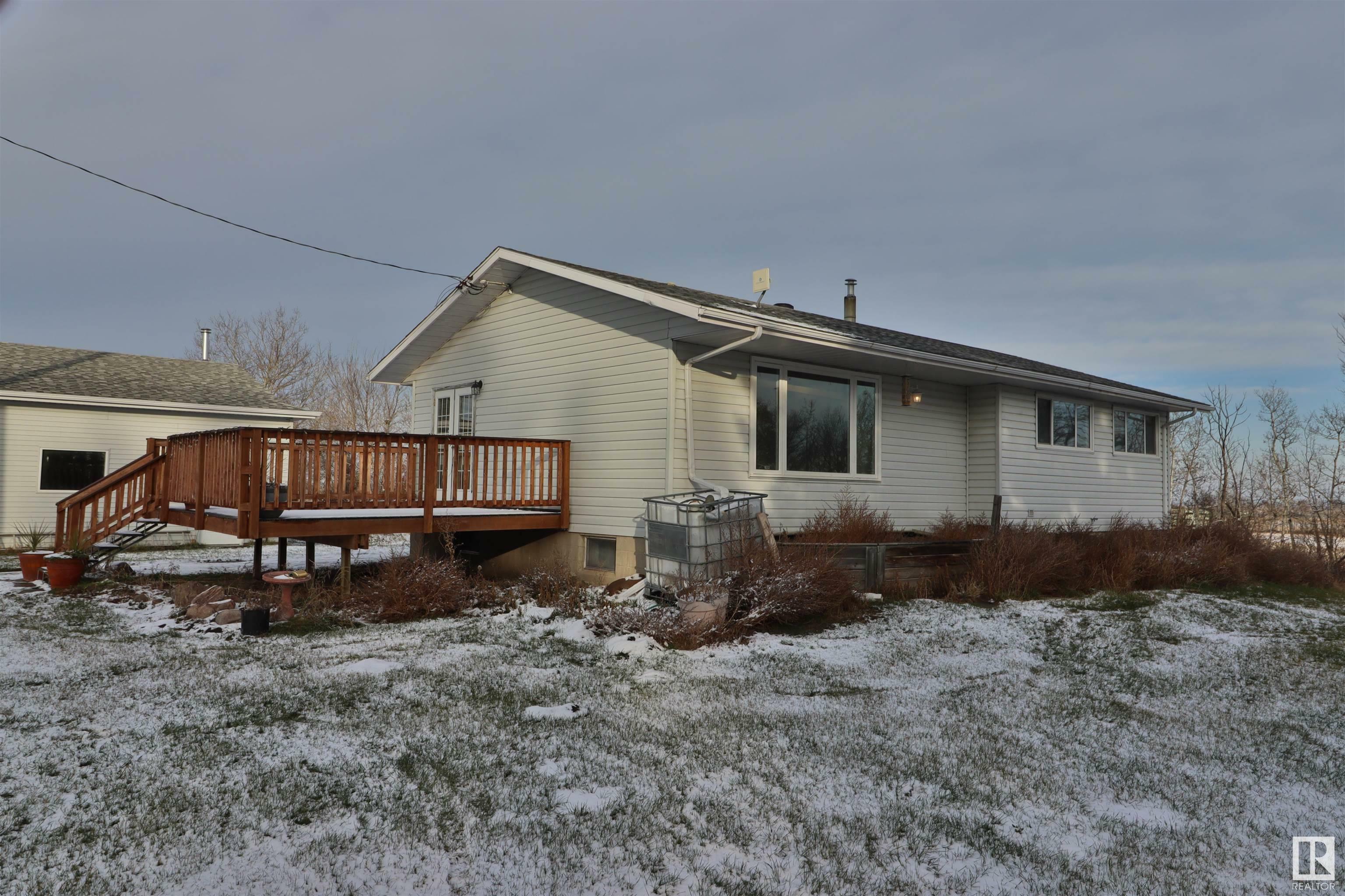 Property Photo:  23212 Twp Rd 484  AB T0C 1Z0 