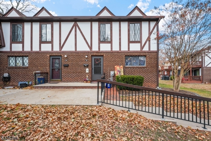 Property Photo:  47 Dorchester Ct  NJ 08844 