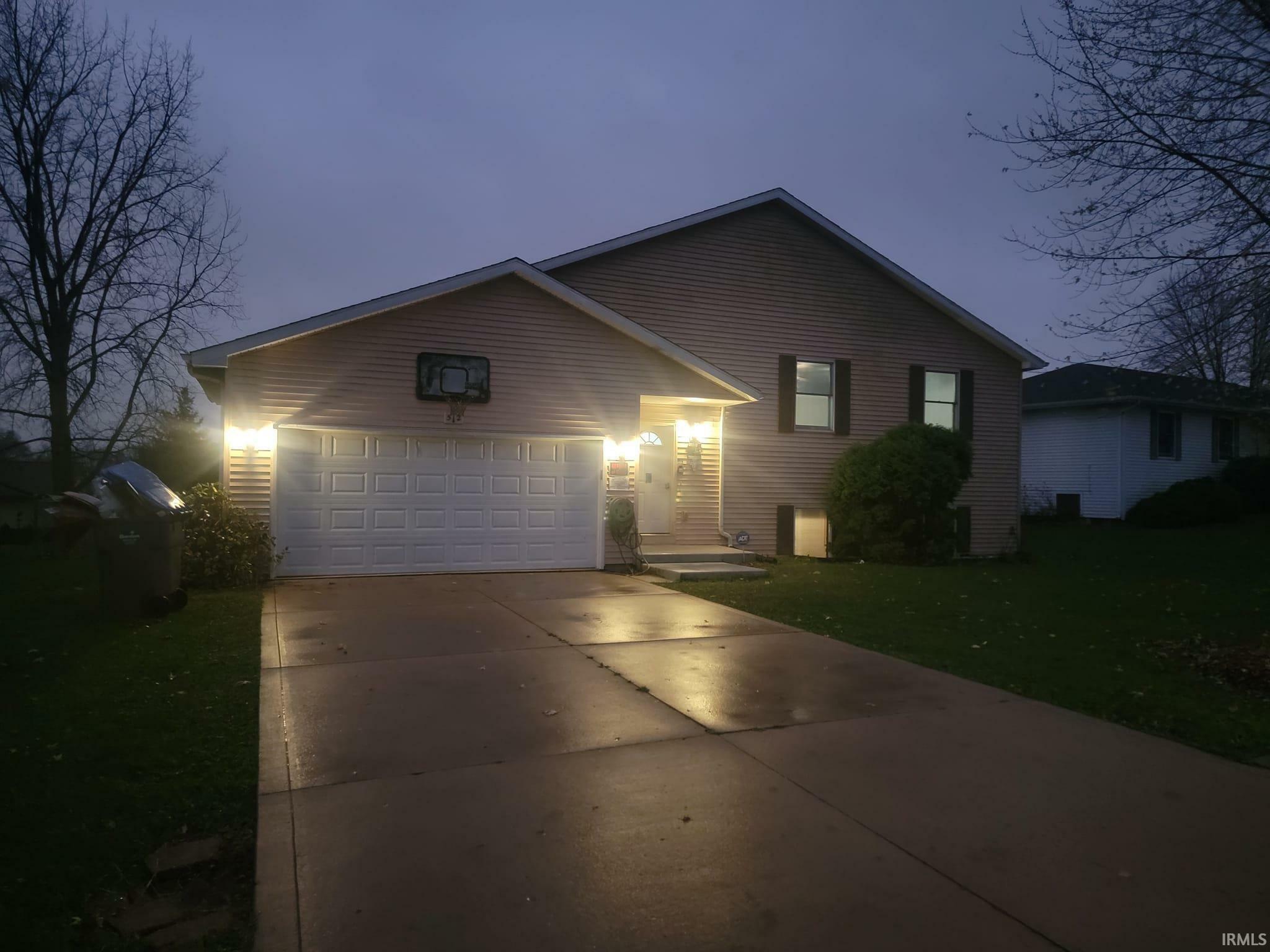 Property Photo:  512 Ryegrass Ct Street  IN 46528 